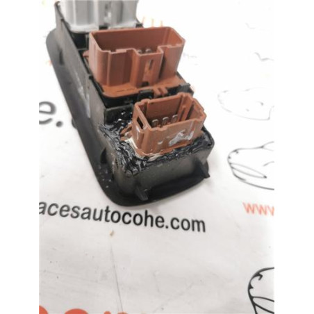 BOTONERA PUERTA DEL. IZDA.