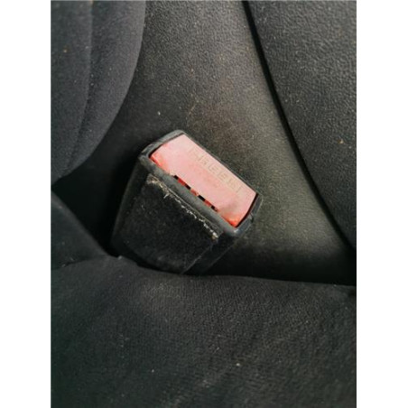 ANCLAJE CINTURON DEL. DCHO.