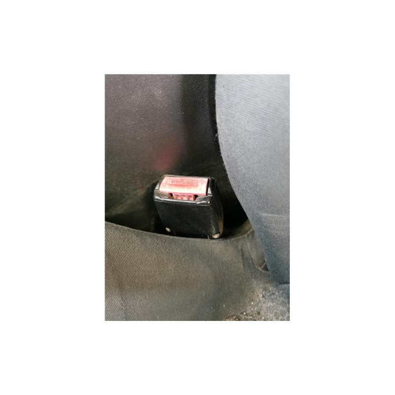 ANCLAJE CINTURON DEL. IZDO.