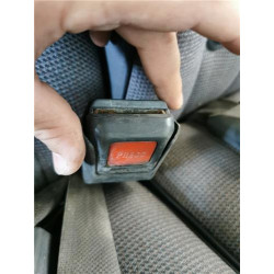 ANCLAJE CINTURON TRA. IZDO.