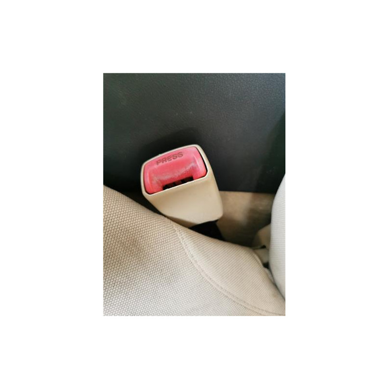 ANCLAJE CINTURON DEL. IZDO.