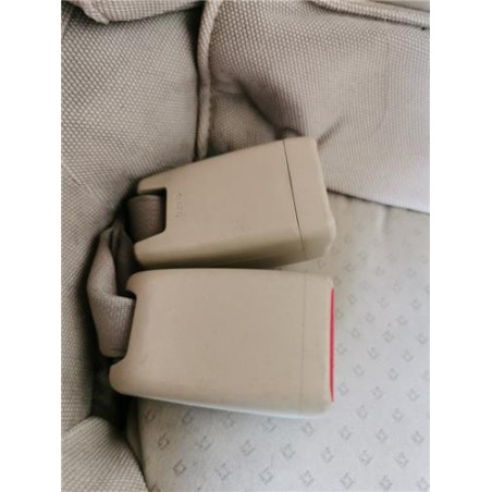 ANCLAJE CINTURON TRA. IZDO.