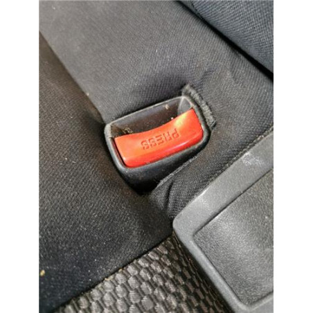 ANCLAJE CINTURON TRA. IZDO.