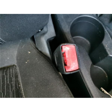 ANCLAJE CINTURON DEL. DCHO.