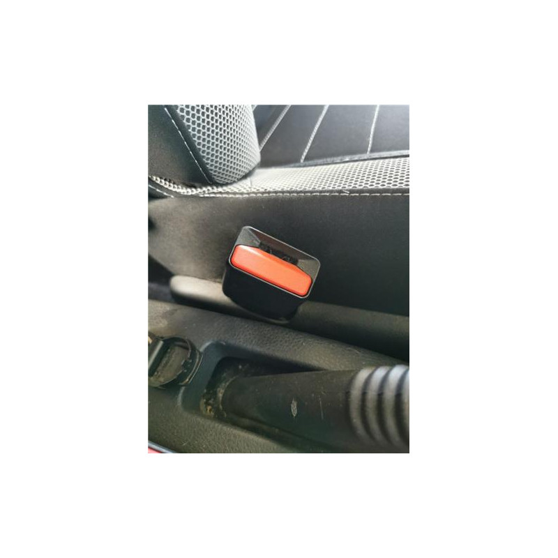 ANCLAJE CINTURON DEL. IZDO.