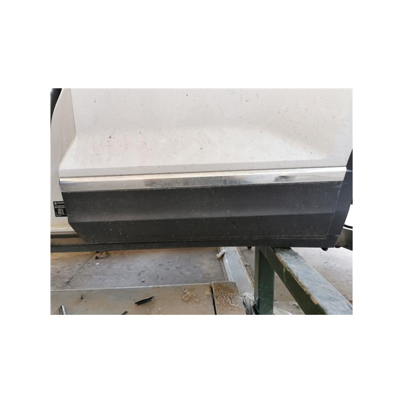 MOLDURA PUERTA TRA. IZDA.