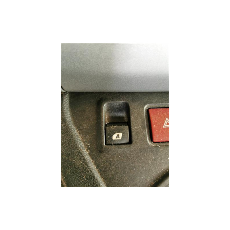 BOTONERA PUERTA DEL. IZDA.