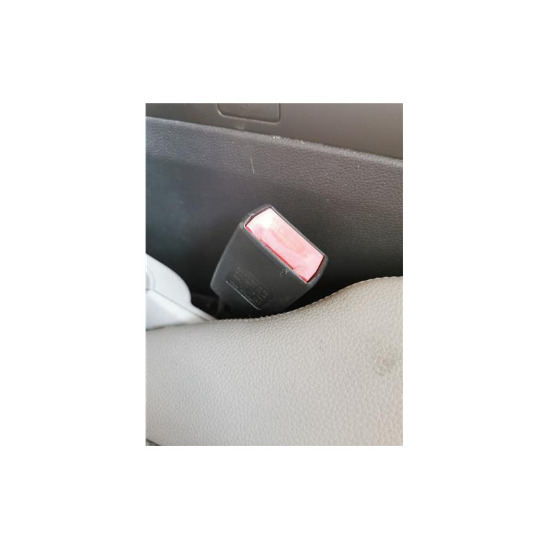 ANCLAJE CINTURON DEL. DCHO.