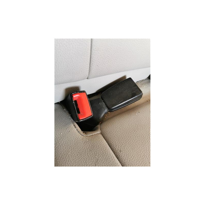 ANCLAJE CINTURON TRA. CENTRAL