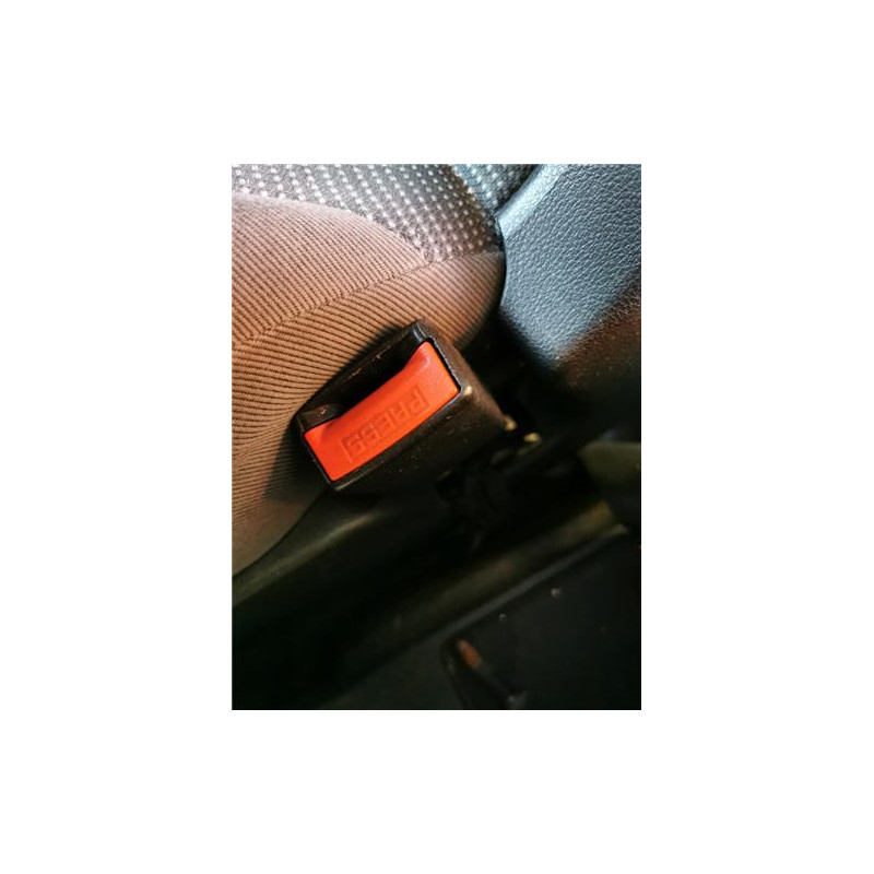 ANCLAJE CINTURON DEL. DCHO.