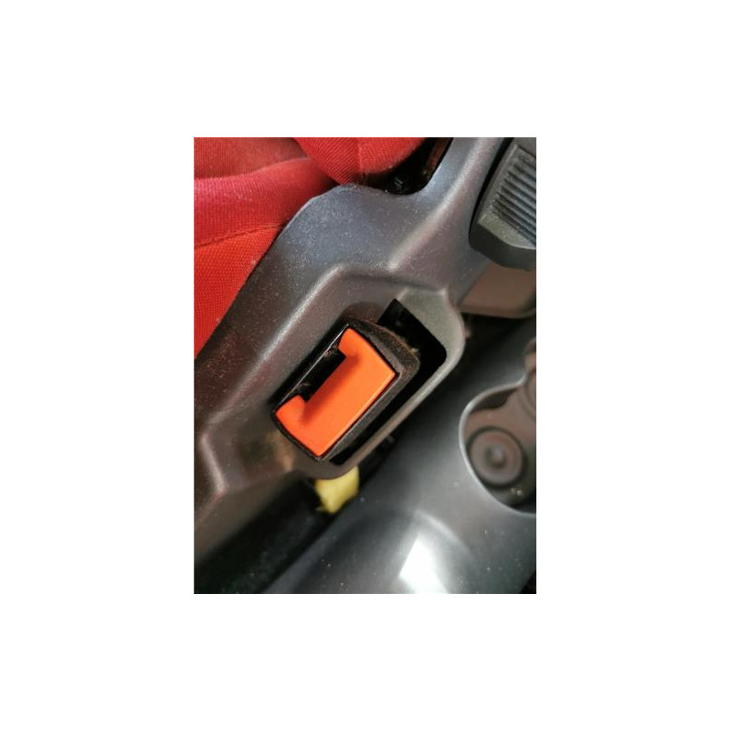 ANCLAJE CINTURON DEL. DCHO.