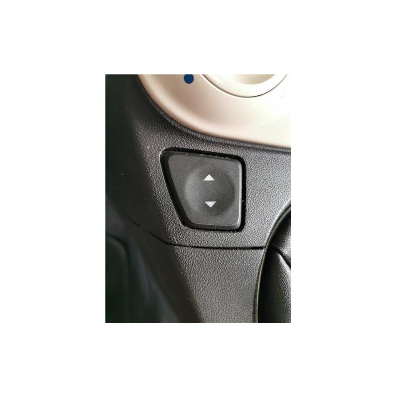 BOTONERA PUERTA DEL. IZDA.