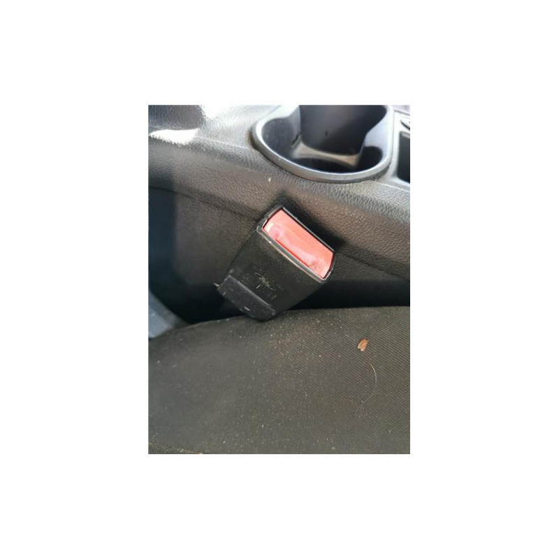 ANCLAJE CINTURON DEL. DCHO.