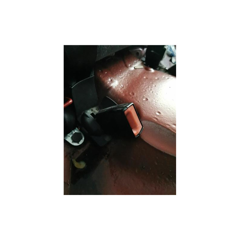 ANCLAJE CINTURON TRA. DCHO.