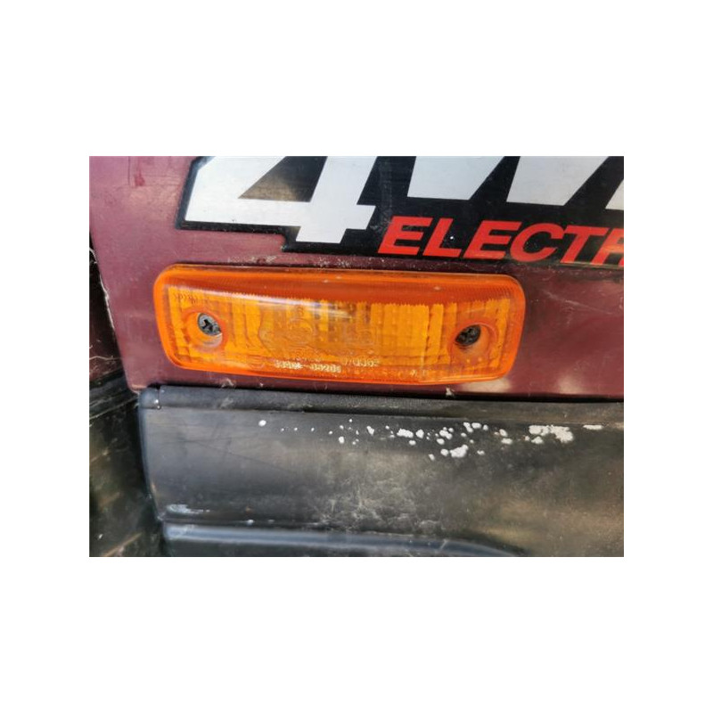 PILOTO INTERMITENTE LAT. DEL. DCHO.