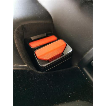 ANCLAJE CINTURON TRA. IZDO.