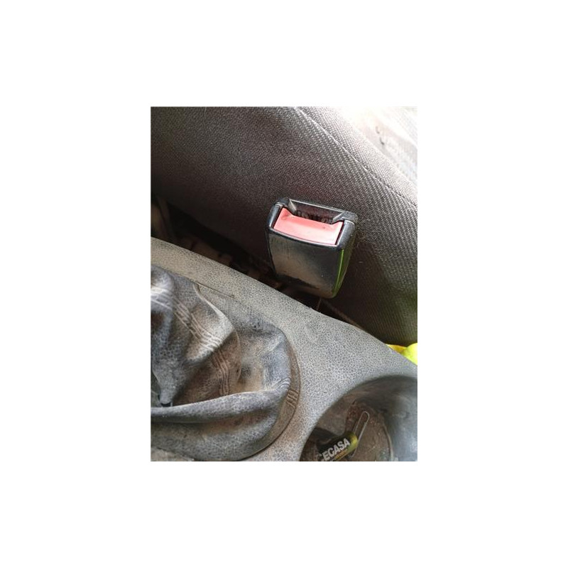 ANCLAJE CINTURON DEL. DCHO.