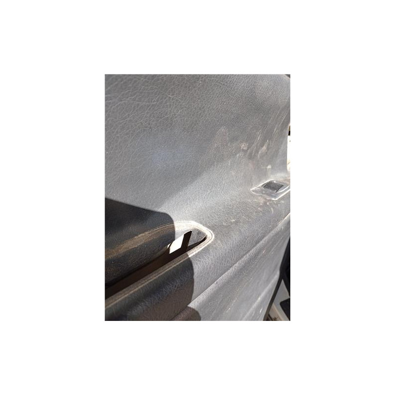 GUARNECIDO PUERTA TRA. IZDA.