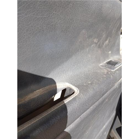 GUARNECIDO PUERTA TRA. IZDA.