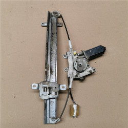 ELEVALUNAS ELECTRICO TRA. DCHO.