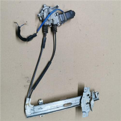 ELEVALUNAS ELECTRICO TRA. DCHO.