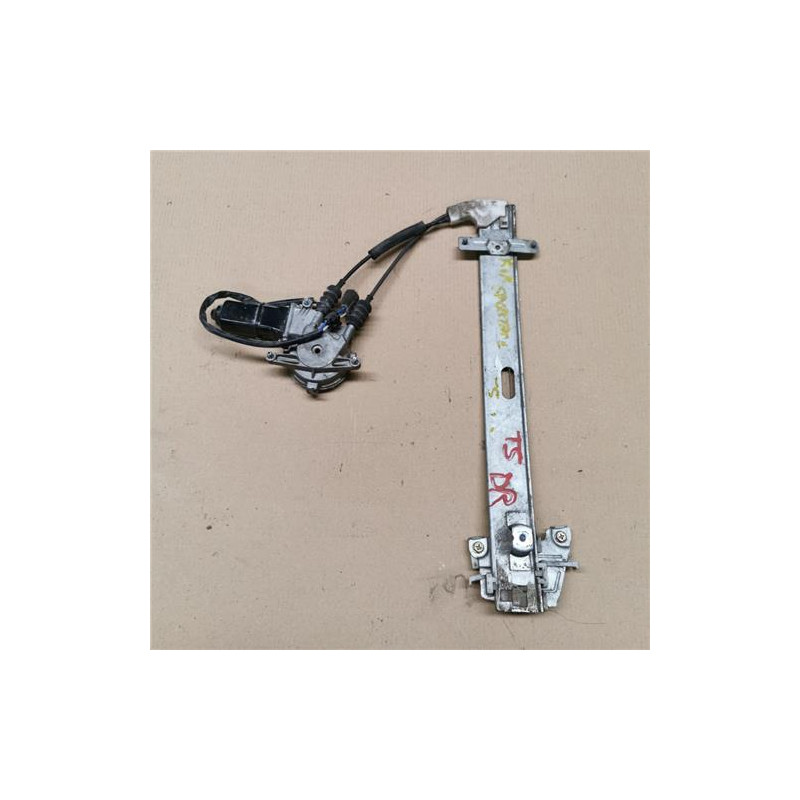 ELEVALUNAS ELECTRICO TRA. DCHO.