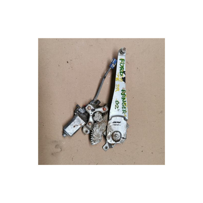 ELEVALUNAS ELECTRICO TRA. DCHO.