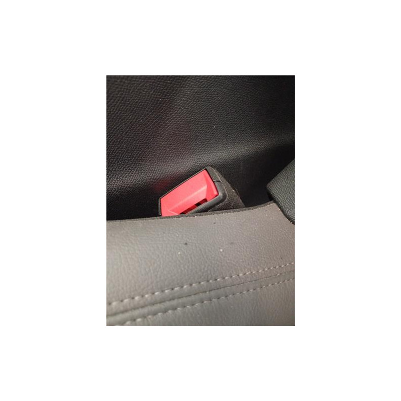 ANCLAJE CINTURON DEL. IZDO.