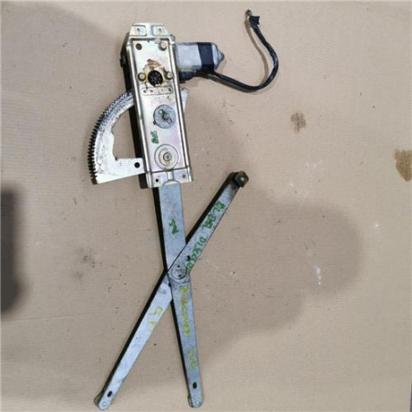 ELEVALUNAS ELECTRICO DEL. DCHO.