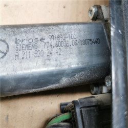 ELEVALUNAS ELECTRICO TRA. DCHO.