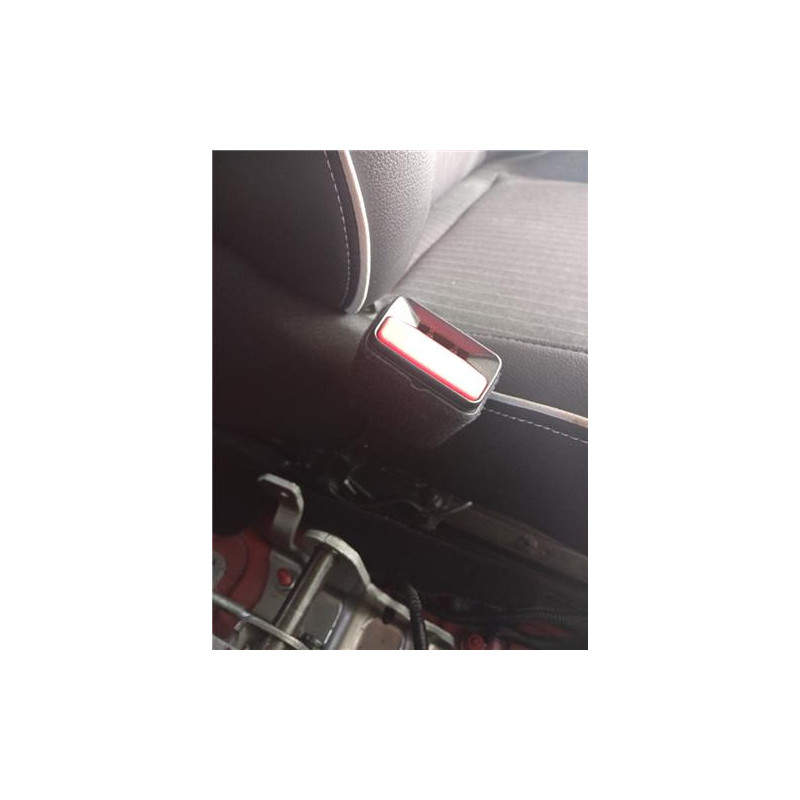 ANCLAJE CINTURON DEL. IZDO.