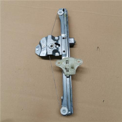 ELEVALUNAS ELECTRICO DEL. DCHO.