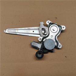 ELEVALUNAS ELECTRICO TRA. IZDO.