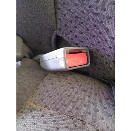 ANCLAJE CINTURON TRA. IZDO.