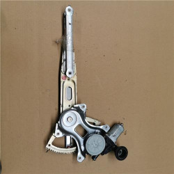 ELEVALUNAS ELECTRICO TRA. IZDO.