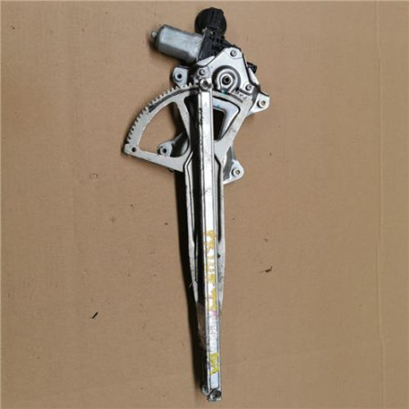 ELEVALUNAS ELECTRICO TRA. DCHO.