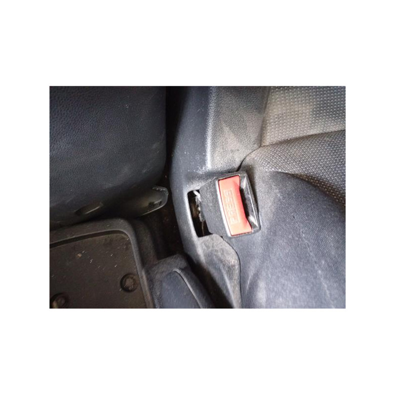 ANCLAJE CINTURON DEL. IZDO.