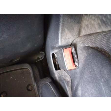 ANCLAJE CINTURON DEL. IZDO.