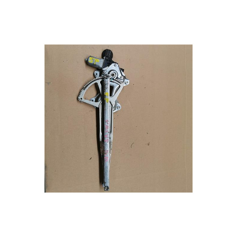 ELEVALUNAS ELECTRICO DEL. DCHO.