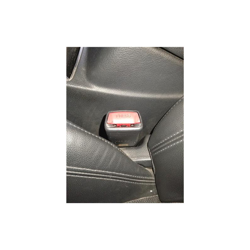 ANCLAJE CINTURON DEL. IZDO.