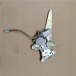 ELEVALUNAS ELECTRICO TRA. IZDO.