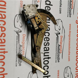 ELEVALUNAS ELECTRICO DCHO.