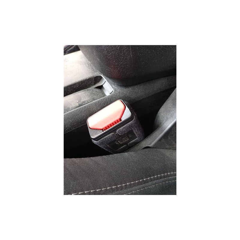 ANCLAJE CINTURON DEL. IZDO.