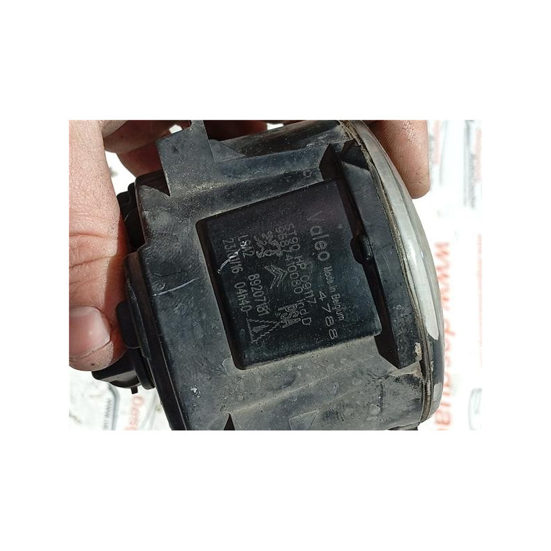 FARO ANTINIEBLA IZDO.