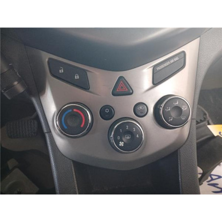 MANDOS CALEFACCION / A.A.