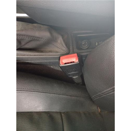 ANCLAJE CINTURON DEL. IZDO.