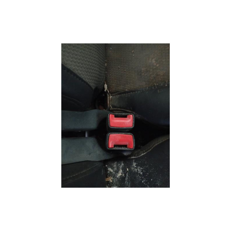 ANCLAJE CINTURON TRA. IZDO.