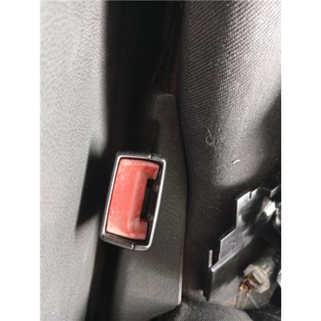 ANCLAJE CINTURON DEL. DCHO.