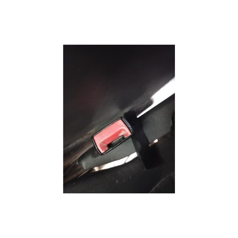 ANCLAJE CINTURON DEL. IZDO.