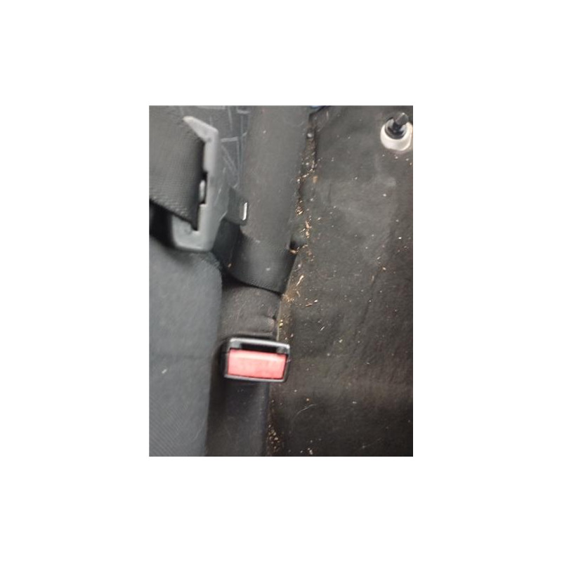 ANCLAJE CINTURON TRA. IZDO.
